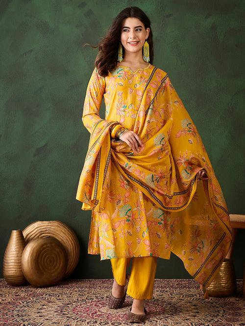 women three quarter sleeve kurta pant with dupatta set - 21683628 - Very Small Image - 1
