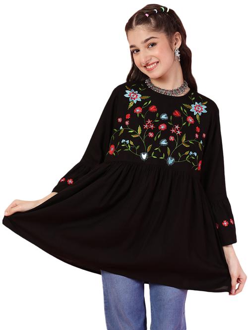 girls round neck embroidered top - 21683703 - Very Small Image - 1