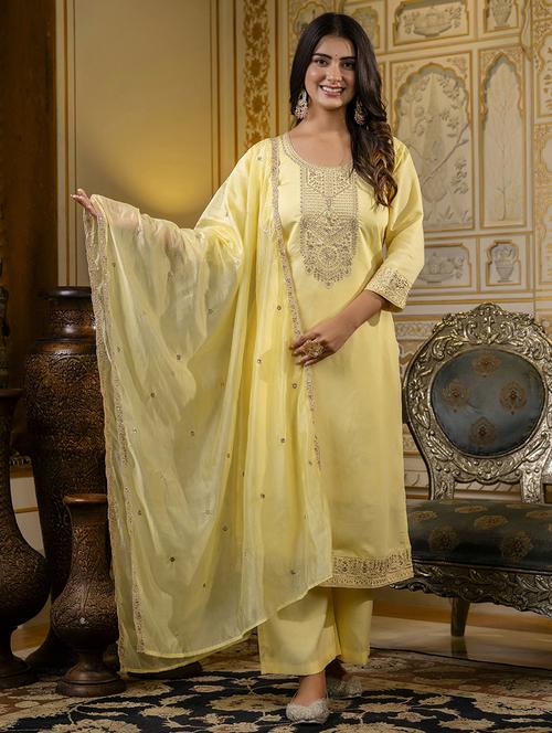 women three quarter sleeve kurta palazzo with dupatta set - 21684171 - Very Small Image - 1