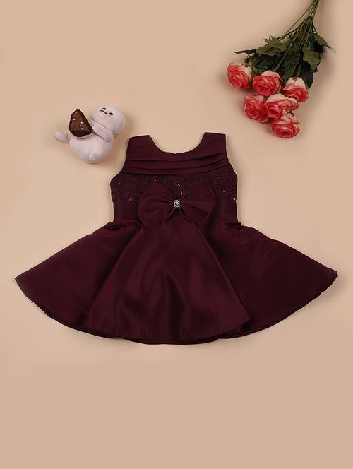 girls embroidered sleeveelss frock - 21685656 - Very Small Image - 1