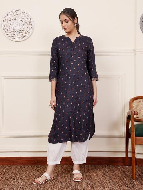 women three quarter sleeve a-line kurta - 21686445 - Very Small Image - 1