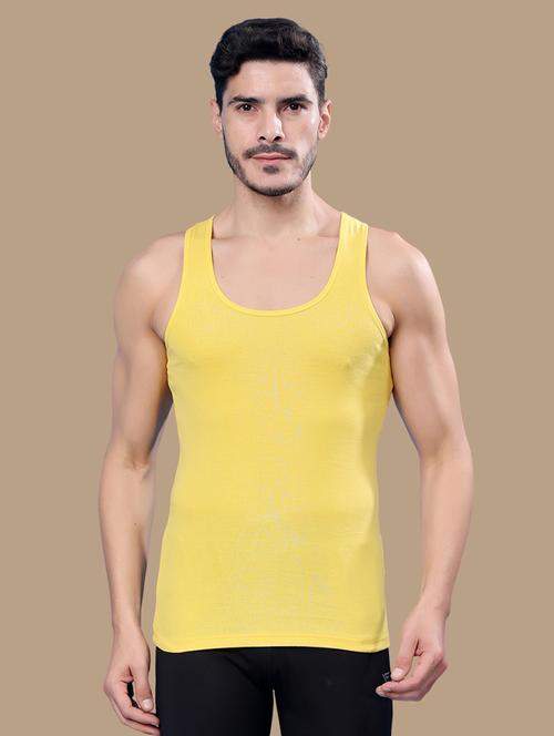 men scoop neck solid vest - 21687995 - Very Small Image - 1