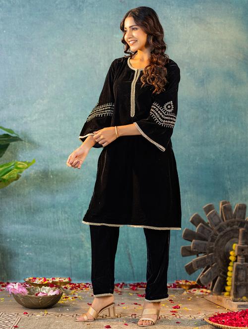 women embroidered notch neck co-ord sets - 21691434 - Very Small Image - 1