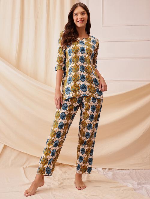 women printed three quarter sleeve nightwear set - 21692340 - Very Small Image - 1