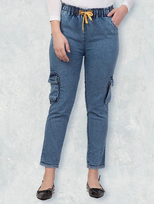 women solid mid rise denim cargo - 21692981 - Very Small Image - 1