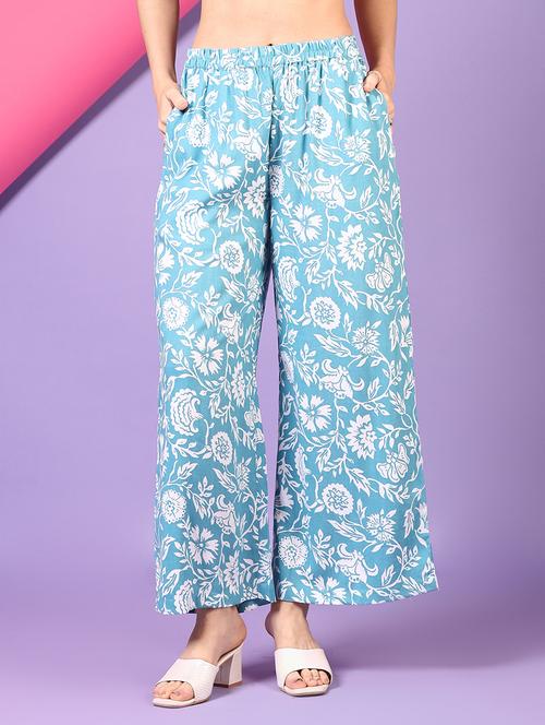 Women Blue Floral Printed Mid Rise Palazzo - 21694290 - Very Small Image - 1