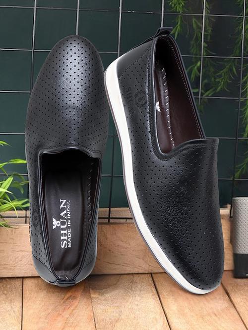 men black slip on casual shoes - 21696025 - Very Small Image - 1