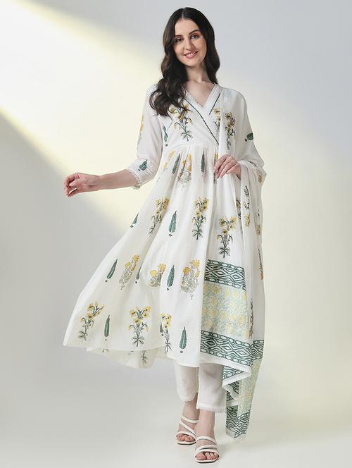 women floral kurta pant set with dupatta - 21697085 - Very Small Image - 1