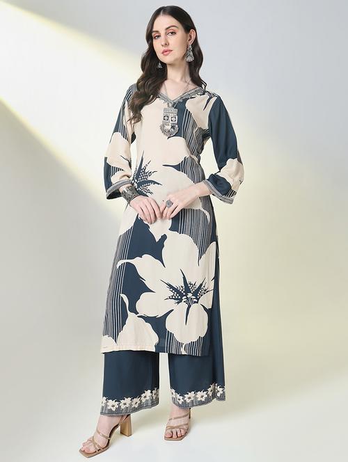 women floral three quarter sleeve kurta palazzo set - 21697098 - Very Small Image - 1