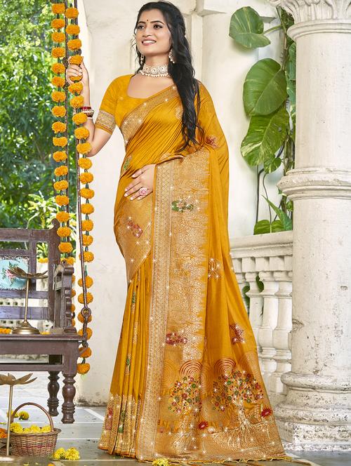 women self design banarasi saree with blouse - 21697835 - Very Small Image - 1