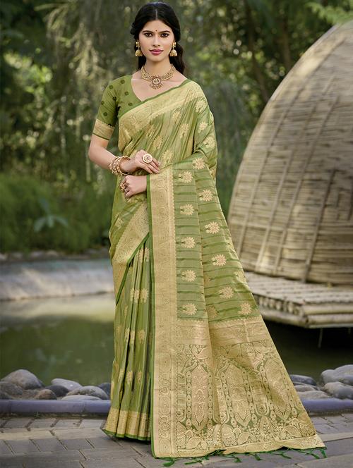 women self design banarasi saree with blouse - 21697866 - Very Small Image - 1