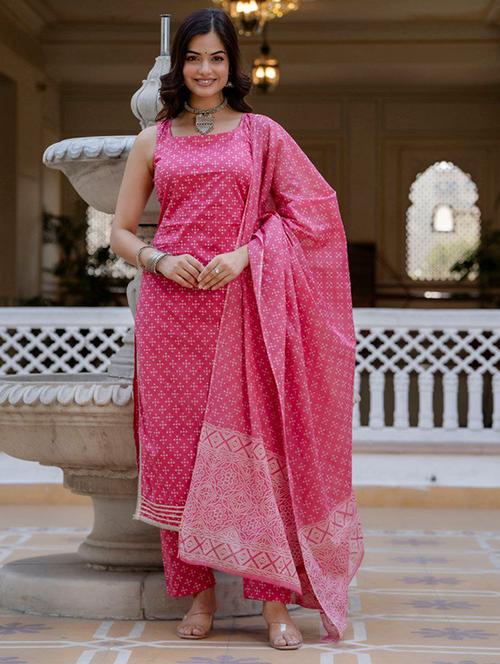 women pink sleeveless kurta pant with dupatta set - 21697997 - Very Small Image - 1