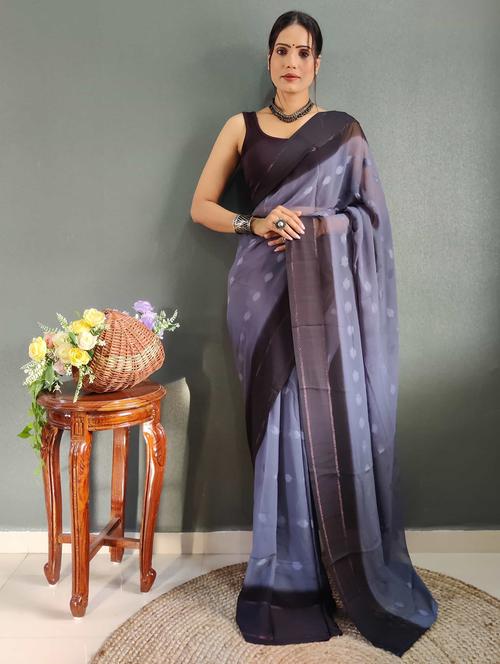 women self design bordered saree with blouse - 21703307 - Very Small Image - 1