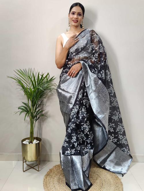 women printed zari bordered saree with blouse - 21703324 - Very Small Image - 1
