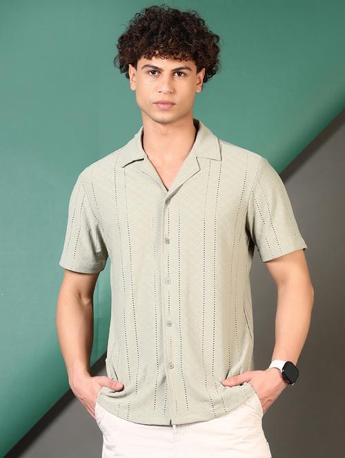 men textured cuban collared casual shirt - 21704990 - Very Small Image - 1
