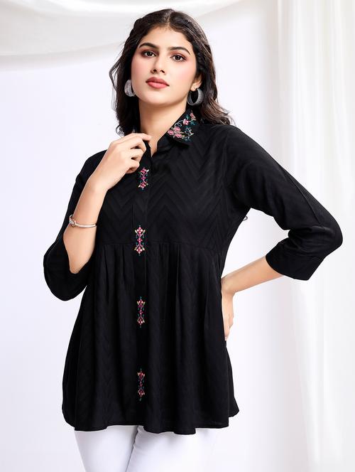 women embroidered three quarter sleeve a-line kurta - 21707316 - Very Small Image - 1