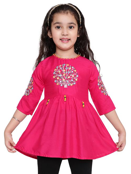 girls embroidered round neck top - 21707982 - Very Small Image - 1