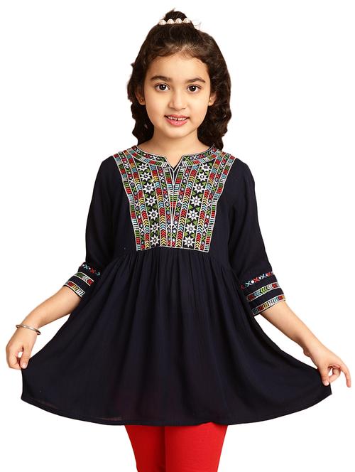 girls embroidered three quarter sleeve flared kurti - 21708071 - Very Small Image - 1