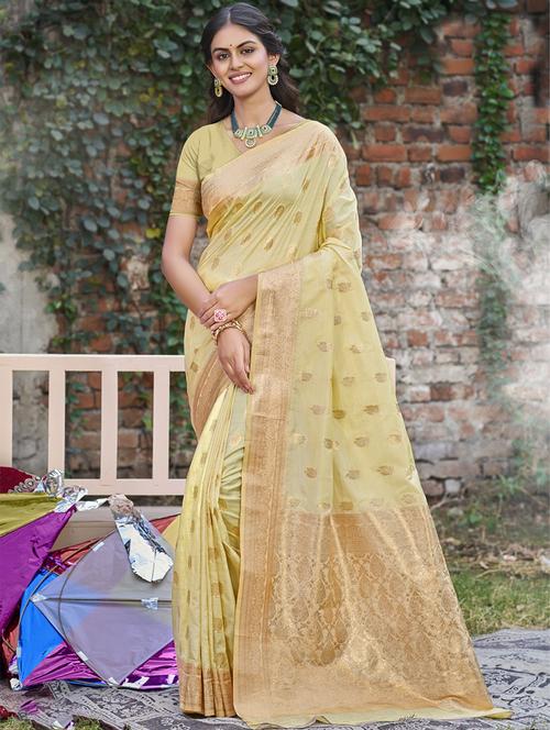 women self design banarasi saree with blouse - 21708936 - Very Small Image - 1
