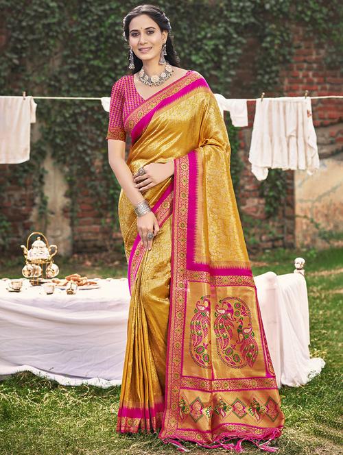women self design banarasi saree with blouse - 21708959 - Very Small Image - 1