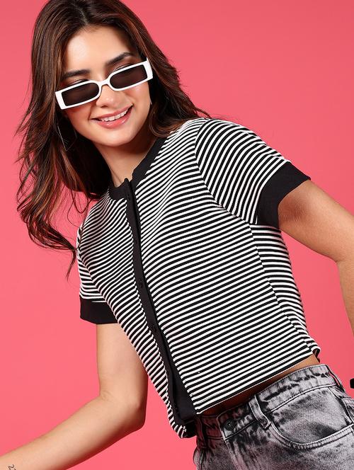 women striped short sleeves crop top - 21712015 - Very Small Image - 1