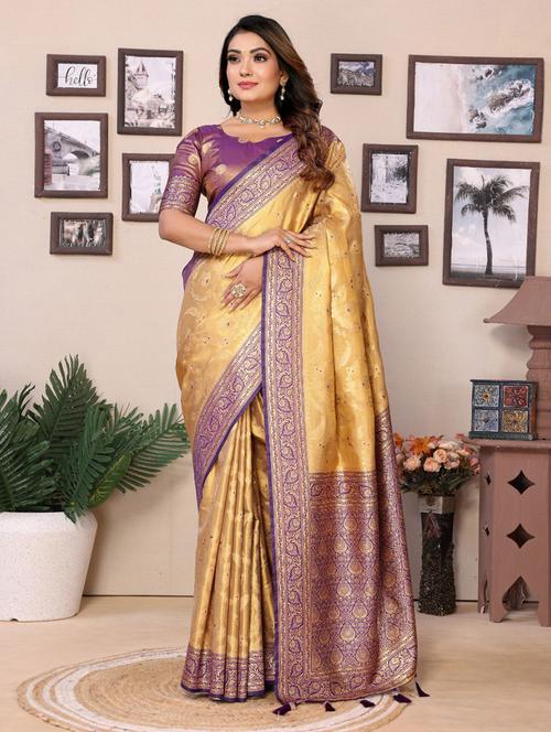 women self design banarasi saree with blouse - 21712787 - Very Small Image - 1