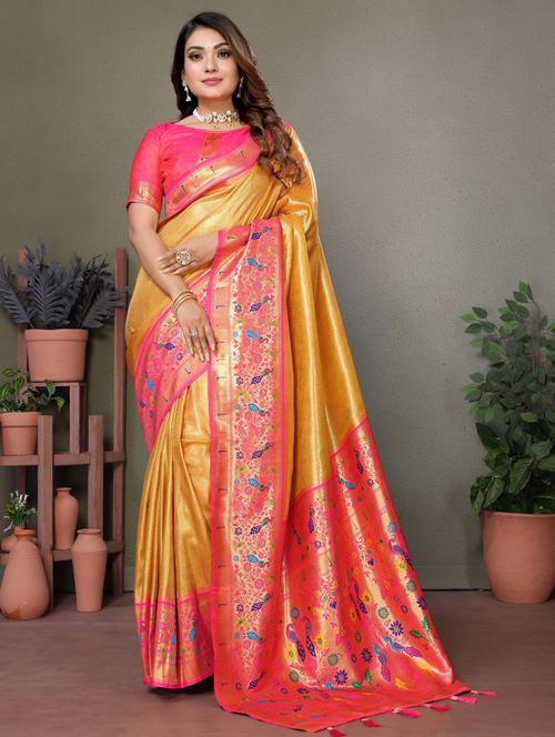 women self design banarasi saree with blouse - 21712814 - Very Small Image - 1