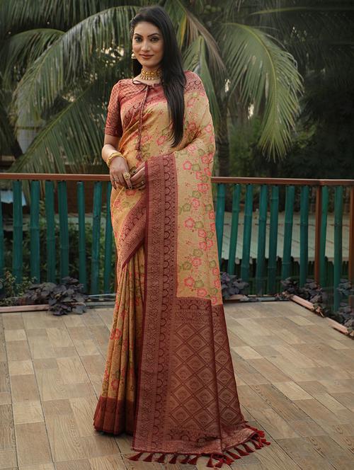 women self design bordered saree with blouse - 21712955 - Very Small Image - 1