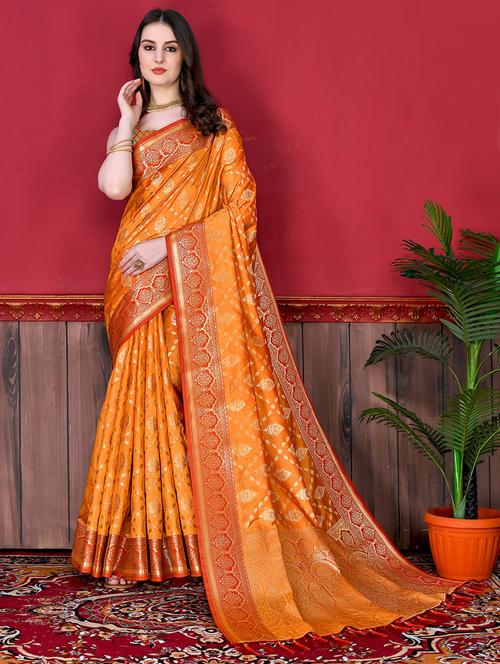 women self design banarasi saree with blouse - 21713065 - Very Small Image - 1