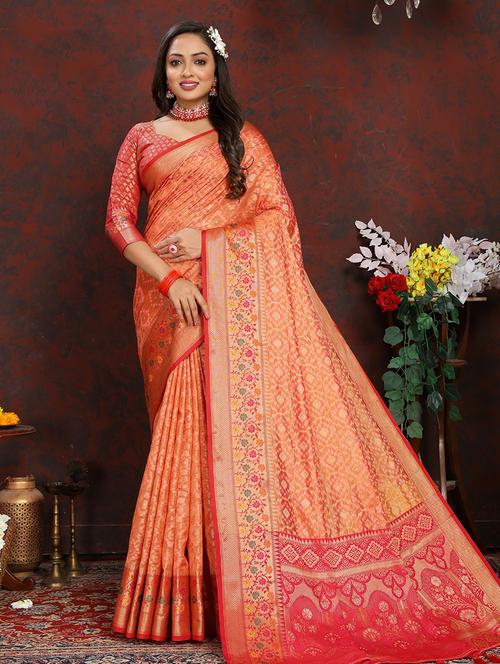 women self design banarasi saree with blouse - 21713115 - Very Small Image - 1