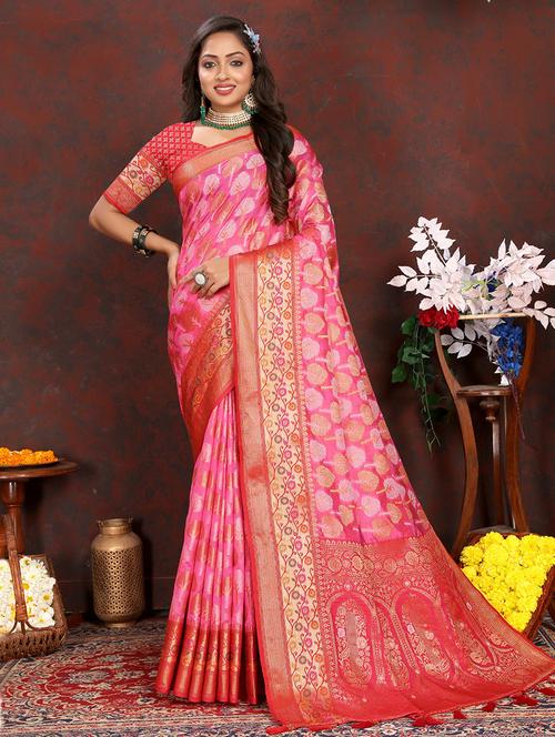 women self design bordered saree with blouse - 21713127 - Very Small Image - 1