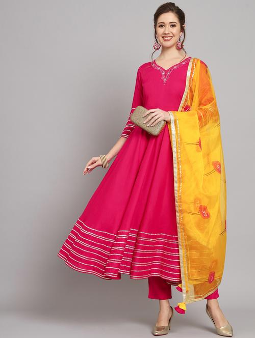 women three quarter sleeve kurta pant with dupatta set - 21713534 - Very Small Image - 1