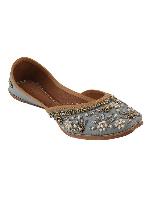 women embroidered slip on juti - 21713541 - Very Small Image - 1