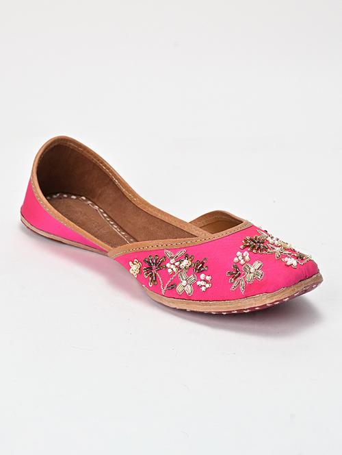 women embroidered slip on juti - 21713545 - Very Small Image - 1