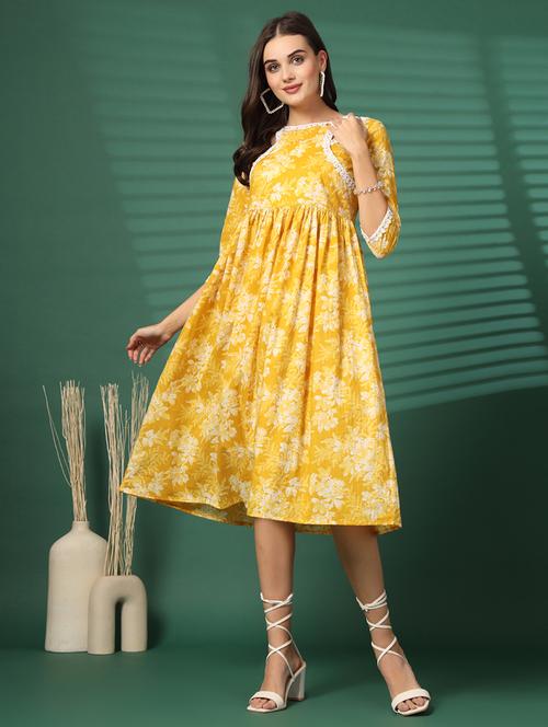 women round neck floral printed flared ethnic dress - 21716812 - Very Small Image - 1