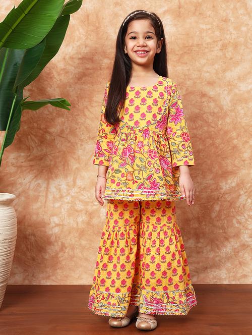 girls floral printed kurta sharara set  - 21719850 - Very Small Image - 1