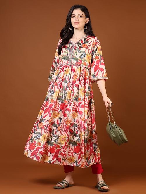 women three quarter sleeve flared kurta - 21719933 - Very Small Image - 1