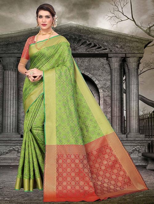 women self design banarasi saree with blouse - 21722539 - Very Small Image - 1