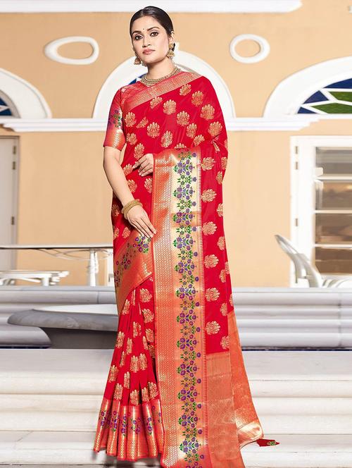 women self design banarasi saree with blouse - 21722604 - Very Small Image - 1