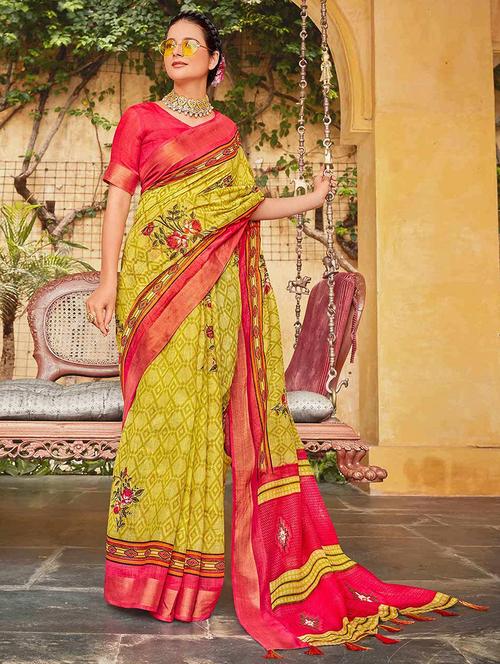 women printed bordered saree with blouse - 21722744 - Very Small Image - 1