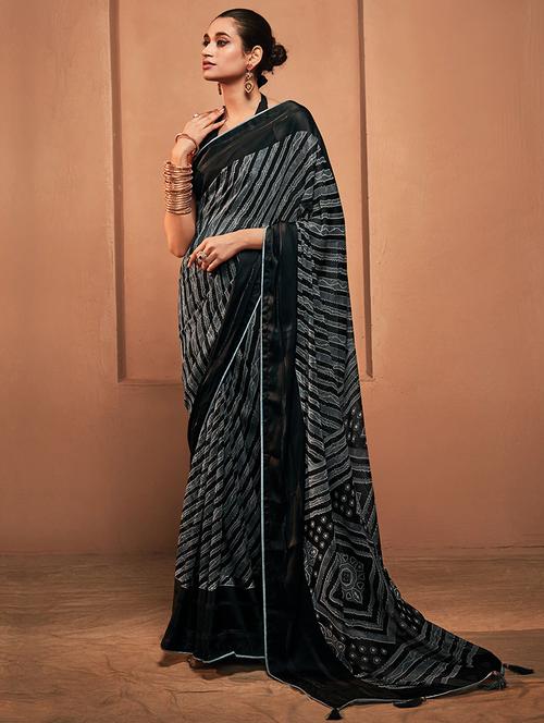 women printed bordered saree with blouse - 21722943 - Very Small Image - 1