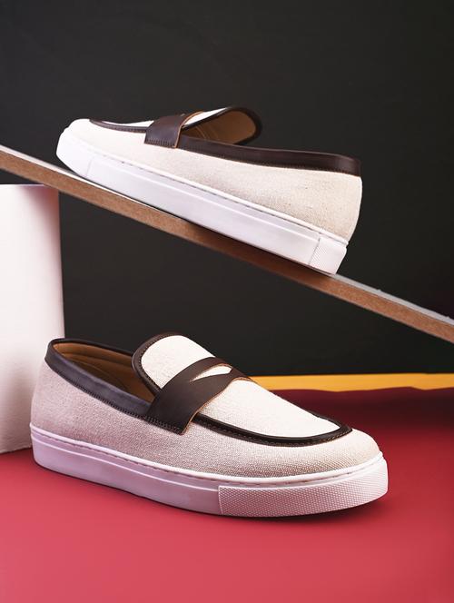 men solid slip on loafer - 21725252 - Very Small Image - 1