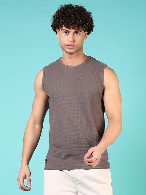 men solid sleeveless regular fit t-shirt - 21725666 - Very Small Image - 1