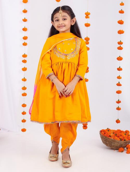 girls embroidered dhoti kurta set with dupatta - 21729421 - Very Small Image - 1