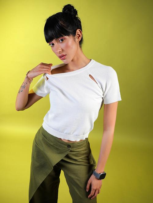 women crew neck solid crop top - 21731316 - Very Small Image - 1