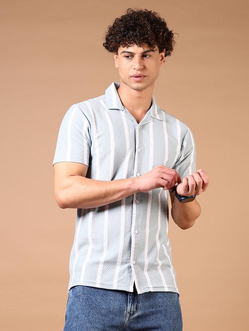 men short sleeves striped casual shirt - 21731348 - Very Small Image - 1