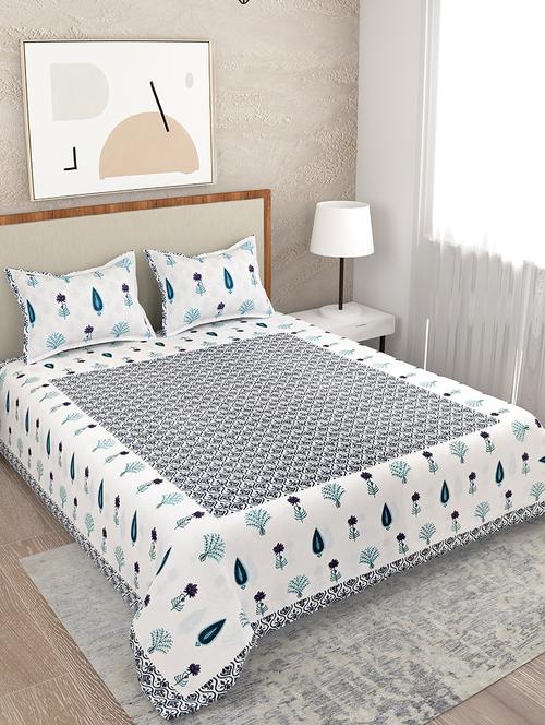 printed bedsheet with coordinated pillow covers  - 21732975 - Very Small Image - 1