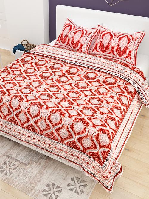 printed bedsheet with coordinated pillow covers  - 21732987 - Very Small Image - 1