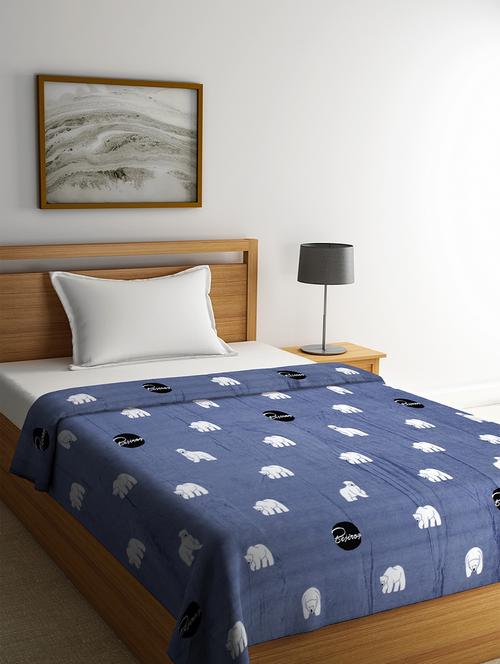  printed microfibre light weight blanket - 21733742 - Very Small Image - 1