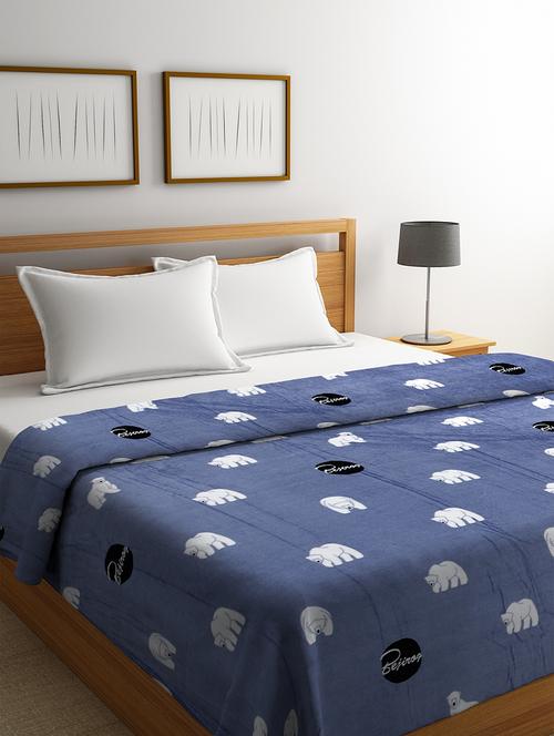  printed microfibre light weight blanket - 21733744 - Very Small Image - 1